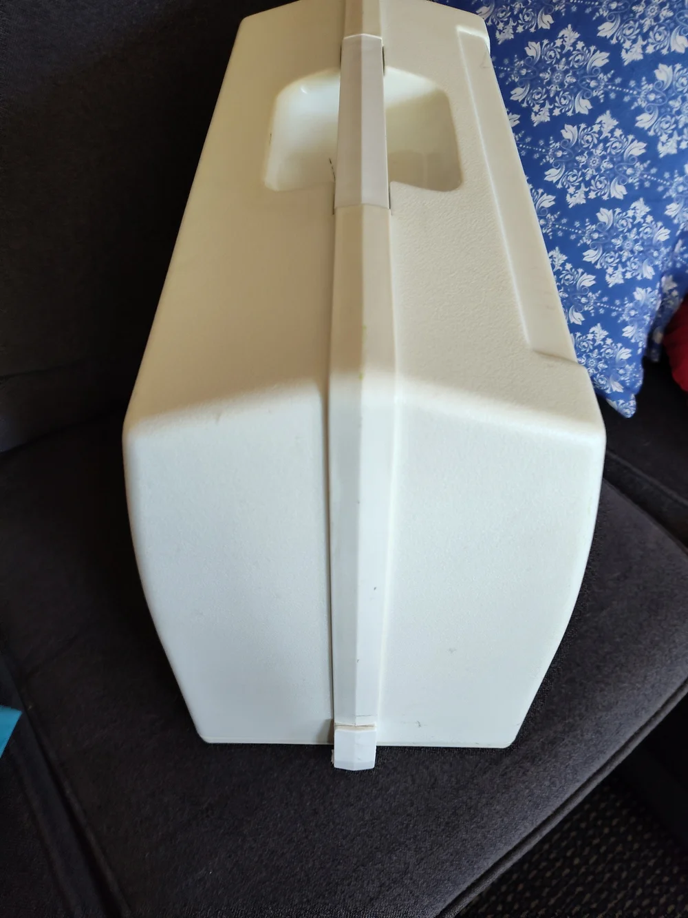 Plastic Sewing Machine Case